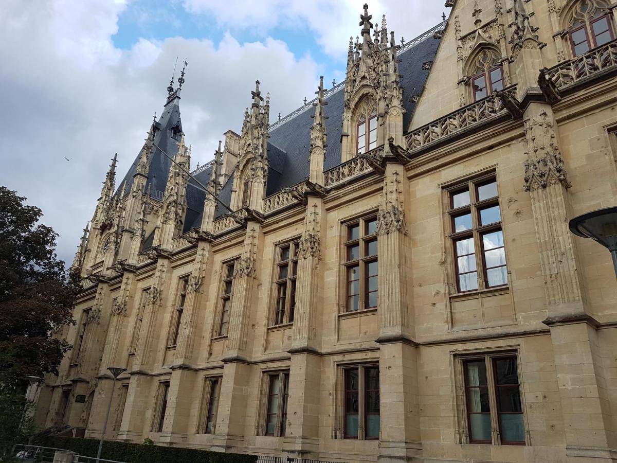 Le Velours Des Gantiers, Confort Et Hospitalite En Plein Centre Historique Rouen Bagian luar foto